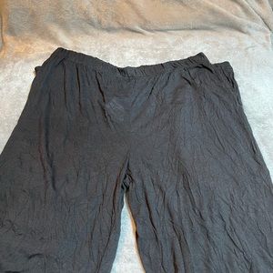 NWT M Comfy USA black crinkle pants